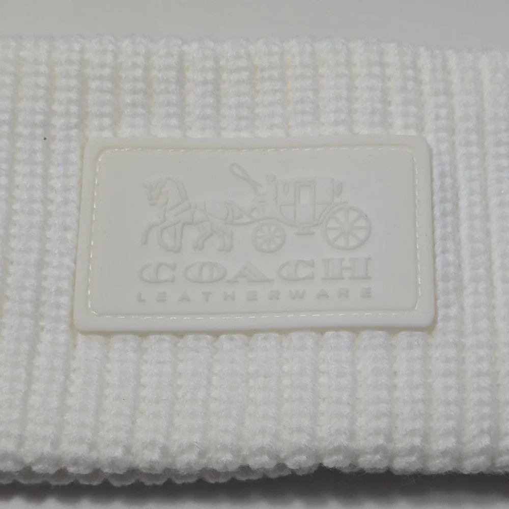 Coach Logo Headband Cream Acrylic Knit Ribbed Comfort Warm‎